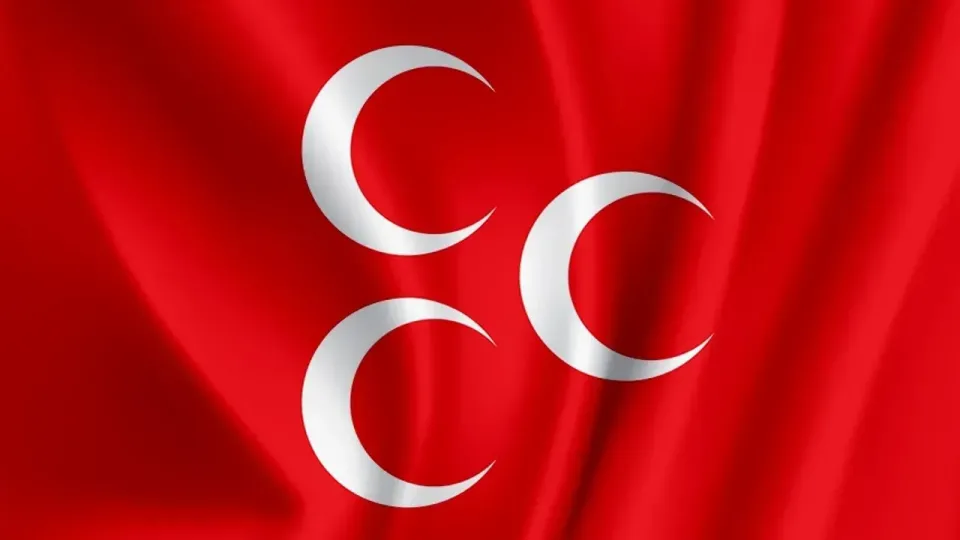 MHP Derince İlçe Başkanı Ayhan Aksoy’un görevden alınmasının ardından yerine