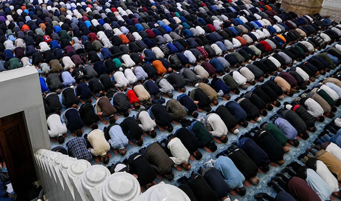 Diyanet İşleri Başkanlığı tarafından paylaşılan güncel namaz vakitleri listesine göre