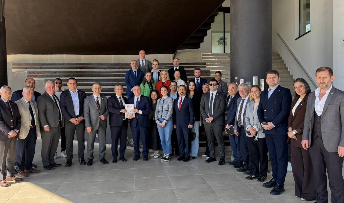 Kocaeli Akademik Odalar Birliği ile İYİ Parti heyetinin görüşmesinde haddehane