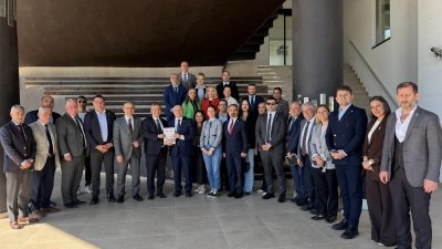Kocaeli Akademik Odalar Birliği ile İYİ Parti heyetinin görüşmesinde haddehane