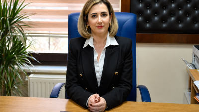 Kocaeli’den Bolu’nun Mudurnu ilçesine atanan Zübeyde Okçu göreve başladı. 17