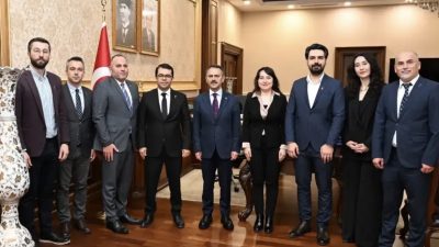 Kocaeli Veteriner Hekimler Odası Başkanı Mehmet Bostancı ve beraberindeki heyet,