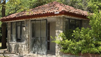 İzmit Belediyesi, Şehitlik Korusu’nda kontrollü mangal alanı için düğmeye bastı.