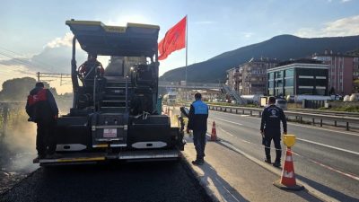Kocaeli Büyükşehir Belediyesi tarafından Körfez Şirinyalı’da yapımı süren durak cebi