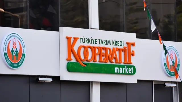 Kocaeli Körfez’de Tarım Kredi Market, Hacıosman Mahallesi’ndeki mağazası için 20