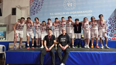 Kocaeli U14 B Ligi’nde mücadele eden İzmitspor Basketbol Takımı, sezona