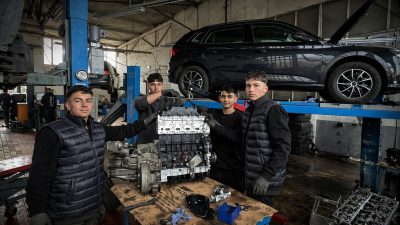 Kocaeli’nin Körfez ilçesindeki Körfez Çamlıtepe Meslek Eğitim Okulu öğrencileri, Erasmus