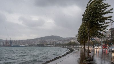 Kocaeli’de bugün hava aniden sertleşiyor. Uzmanlar, günün en riskli saatleri