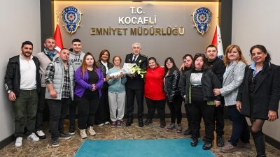 Kocaeli Down Sendromlular Derneği Başkanı ve öğrencileri ile Gonca Engelsiz