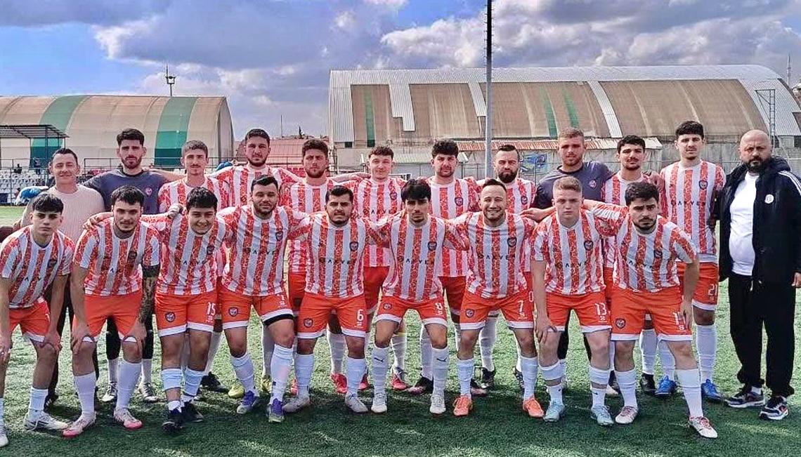 Kocaeli 2. Amatör Küme’de şampiyon olan Çenesuyu Plajyoluspor, Seka Park’ta