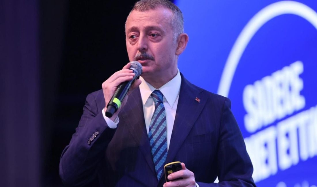 Tahir Büyükakın, 23 Nisan etkinliklerinde sadece konser ve şovların iptal