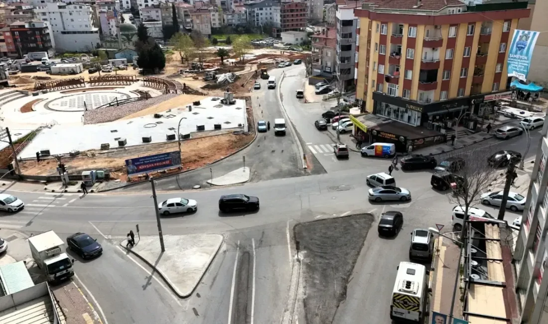 Çayırova Özgürlük Mahallesi’nde üç caddenin kesiştiği noktada yürütülen kavşak düzenlemesinde