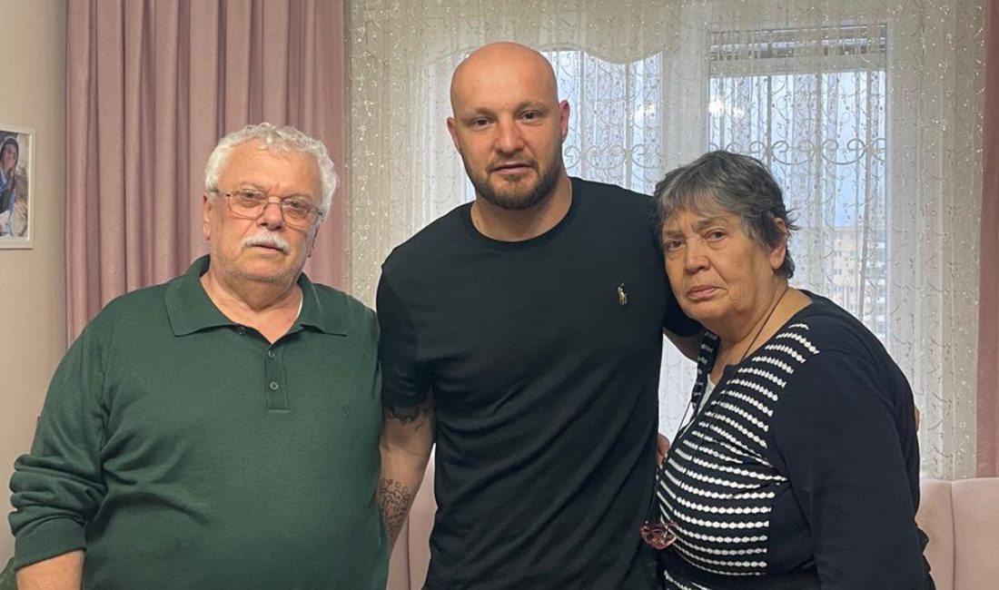 Kocaelispor kaptanı Gökhan Değirmenci, geçtiğimiz günlerde silahlı saldırı sonucu yaşamını