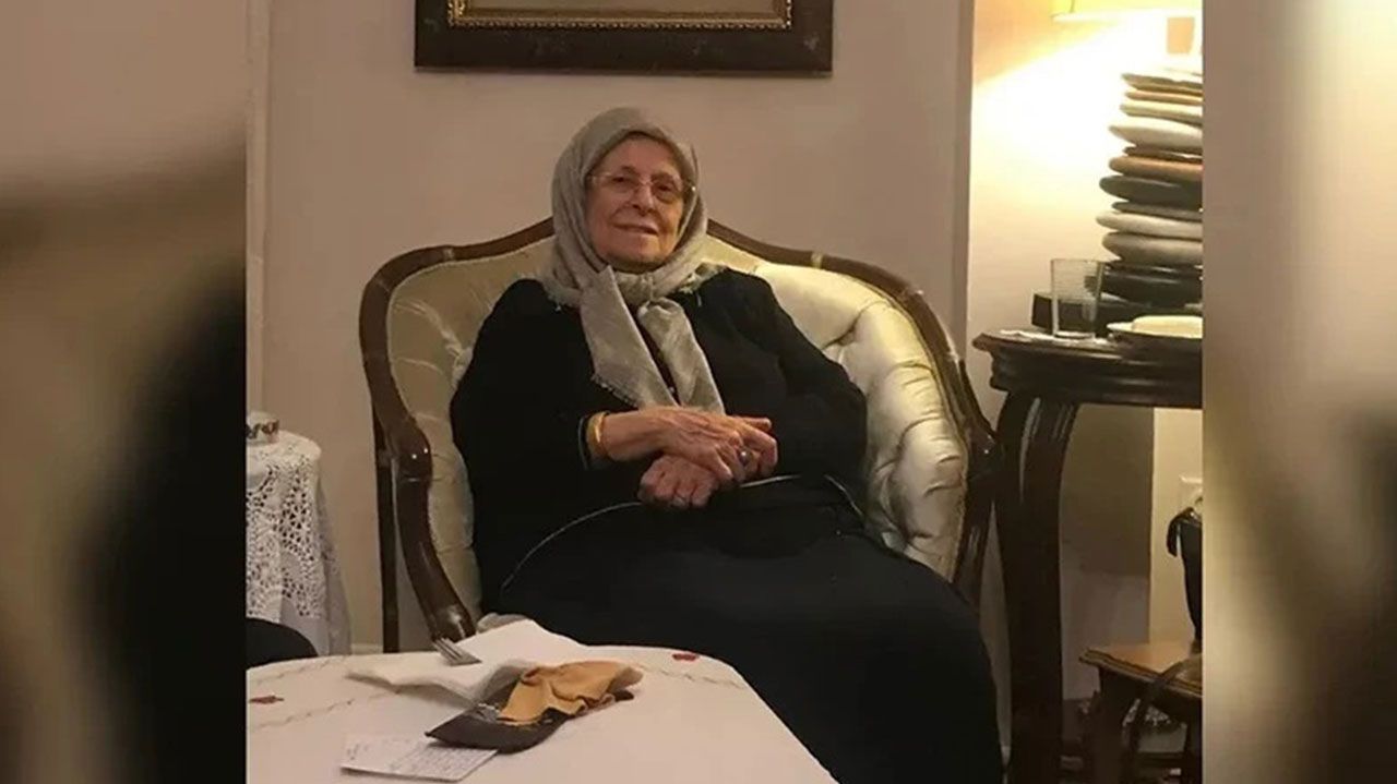 Kocaeli'de faaliyet gösteren Tadlan Çikolata ve Tadlan Cafe'nin sahipleri Şeyda