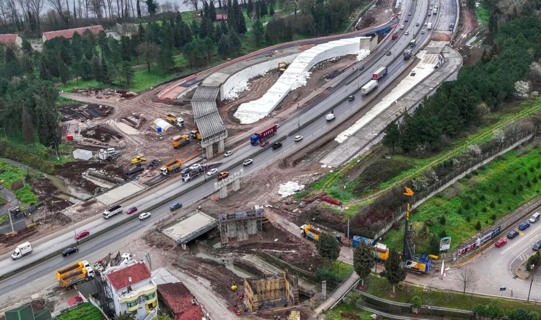 Kocaeli’de doğu yakasından ilçelere uzanan dev ulaşım yatırımlarıyla yollar yenileniyor,