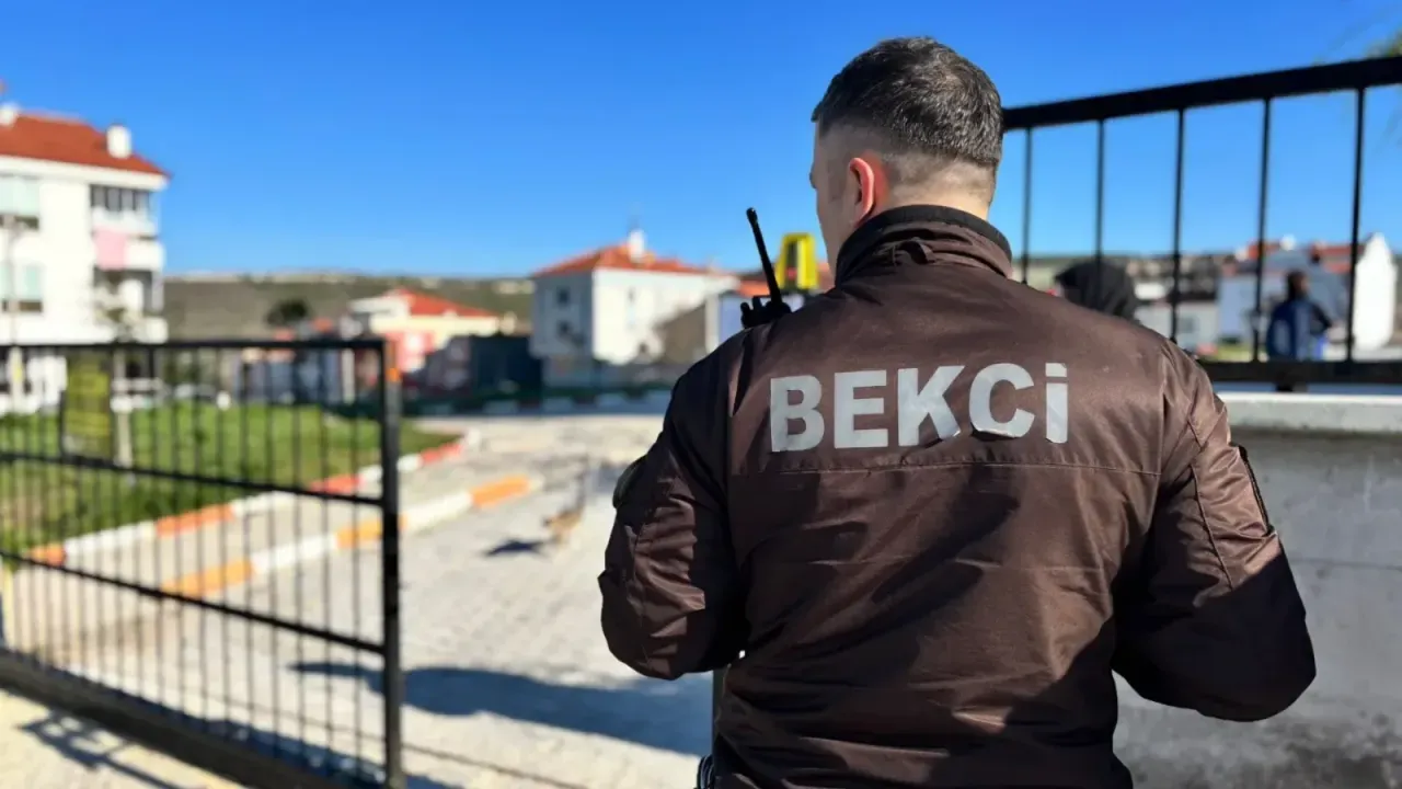 Kocaeli’de okullarda güvenlik önlemleri artırıldı. Bekçiler artık gündüz saatlerinde okullarda