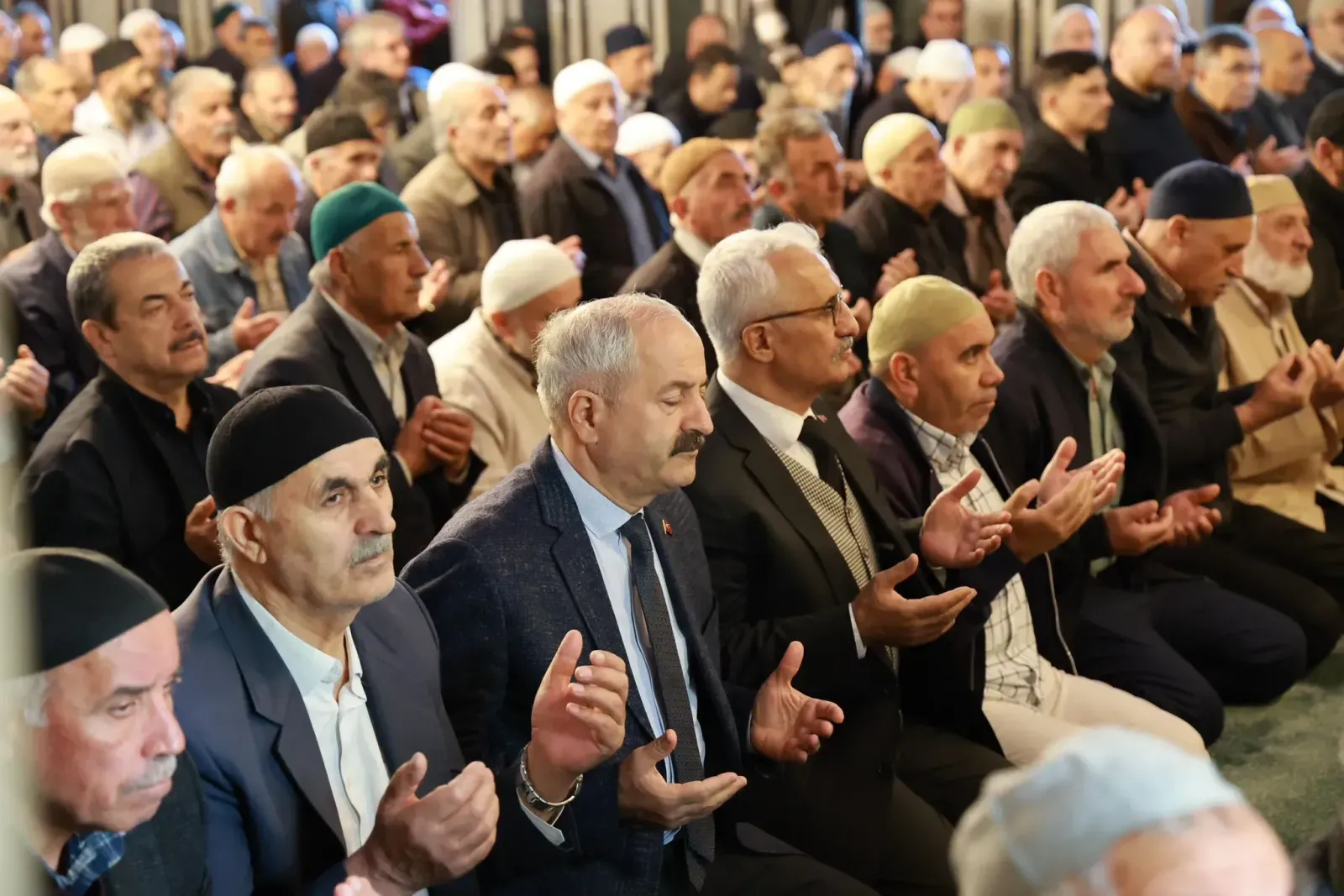 Kocaeli Gebze’de Çoban Mustafa Paşa, vefat yıl dönümünde düzenlenen sergi, mevlid, türbe ziyareti ve panel ile 4 ayrı etkinlikle anıldı.