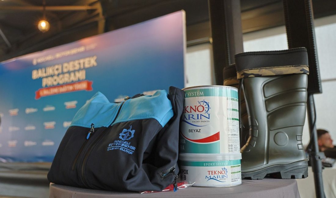 Kocaeli Büyükşehir Belediyesi, küçük ölçekli balıkçılara yönelik desteklerini sürdürüyor. Son