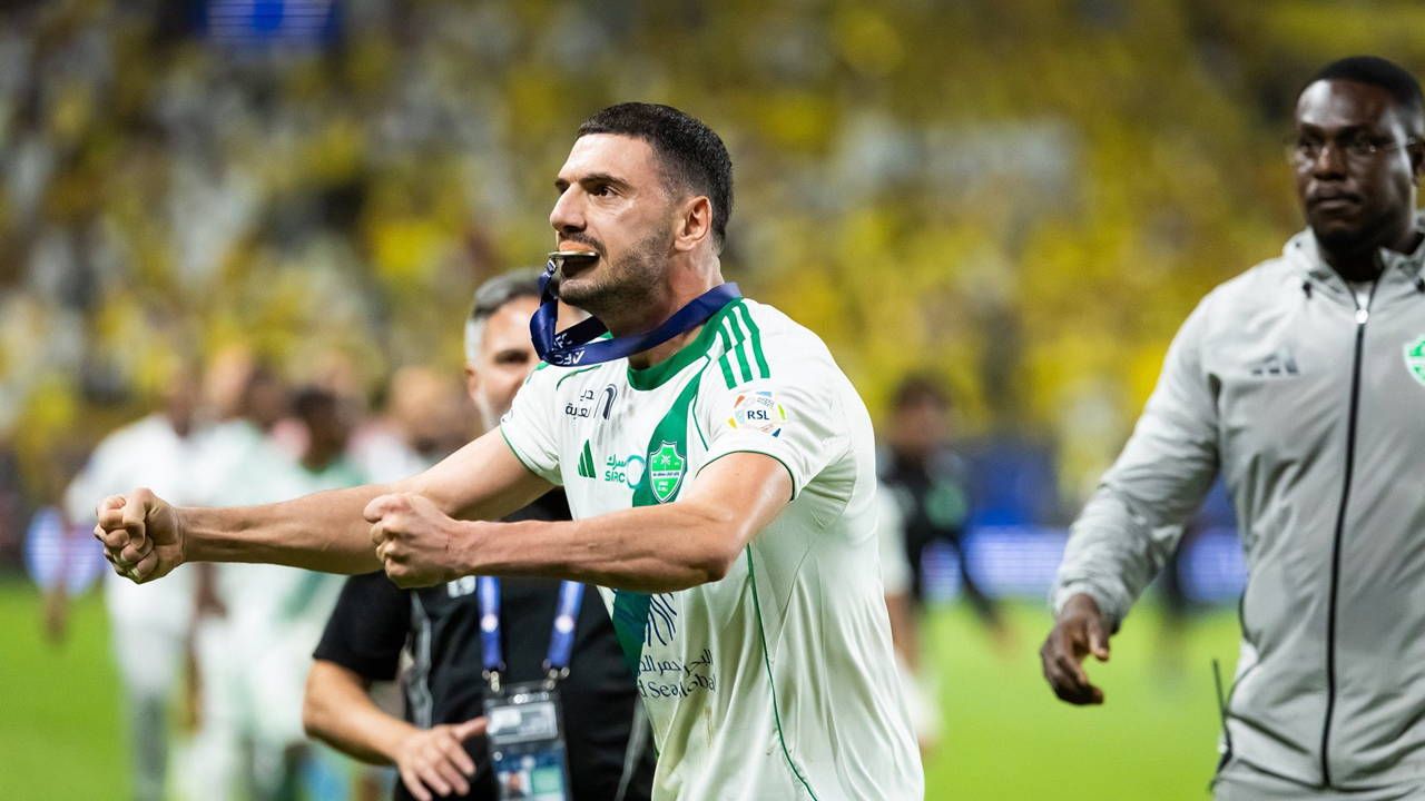 Suudi Arabistan Ligi’nde oynanan dev derbide futbol değil, kavga konuşuldu.