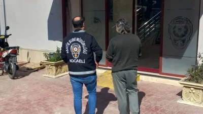 Derince’de, nitelikli dolandırıcılıktan 4 yıl 2 ay cezası bulunan Y.T.,