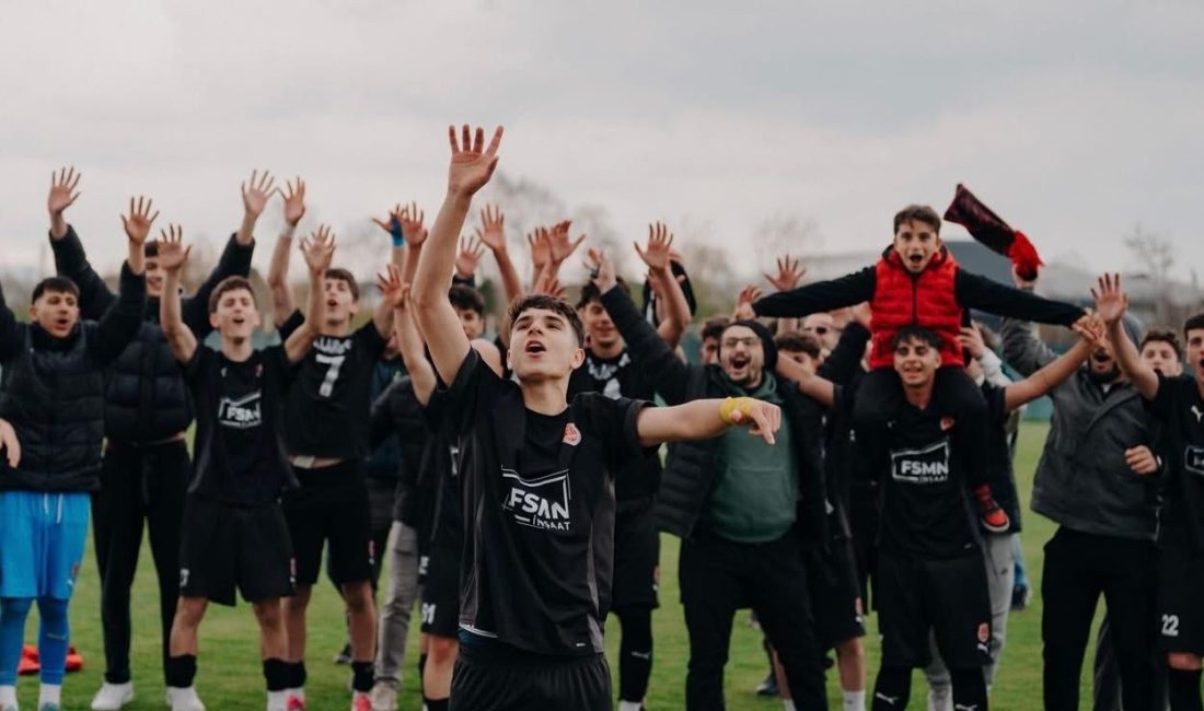 U17 Gelişim Ligi’nde 2-0 geriye düşen Kocaeli temsilcisi Kullar 1975