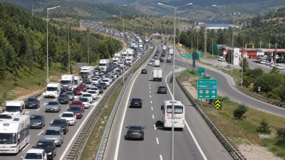 Kurban Bayramı dönüş trafiği Bolu geçişinde etkisini gösterdi. TEM Otoyolu