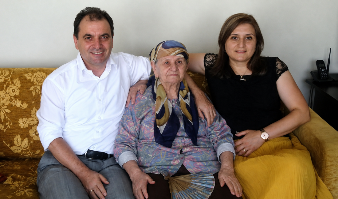 Mavi Kocaeli Gazetesi Spor Müdürü Uğur Uludağ’ın annesi Çeşminaz Uludağ
