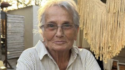 Hereke sakinlerinden Güler Karali (75), bir süredir gördüğü tedaviye rağmen