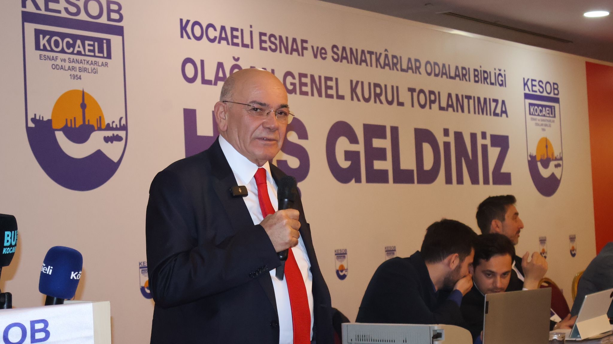 KESOB genel kurulunda kıyasıya yarış sonuçlandı. Kadir Durmuş, rakibi Faruk