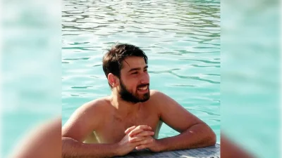 Kocaeli İzmit’te 30 yaşındaki Gökhan Öçbe, yaşadığı apartmanın 5. katından