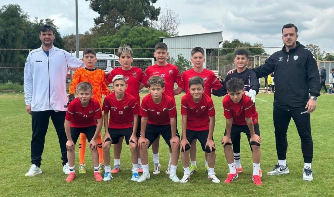 Eşmespor U12 takımı, Antalya Side’de düzenlenen International Junior Cup’ta namağlup