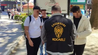 Kocaeli’de okul çevreleri ve parklarde yapılan denetimlerde 654 kişi sorgulandı.