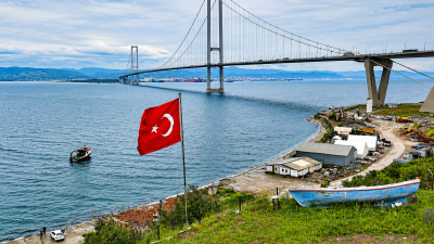 Kocaeli Dilovası’nda Osmangazi Köprüsü manzaralı Diliskelesi Sahil İkinci Etap Projesi