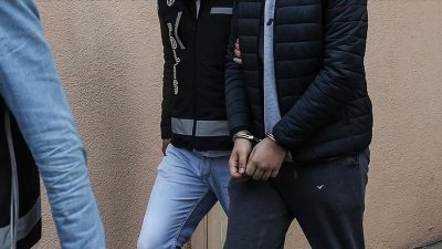 Kocaeli’nin de aralarında bulunduğu 33 ilde FETÖ’ye yönelik düzenlenen operasyonlarda