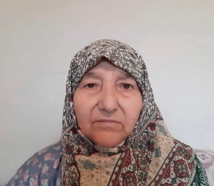 Körfez Arslanlı Köseler Köyü sakinlerinden Safinaz Metin 87 yaşında hayatını
