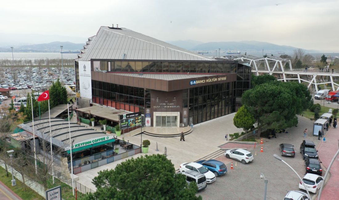 Kocaeli Büyükşehir Belediye Meclisi’nde, yıkım kararı alınan Sabancı Kültür Merkezi’nin