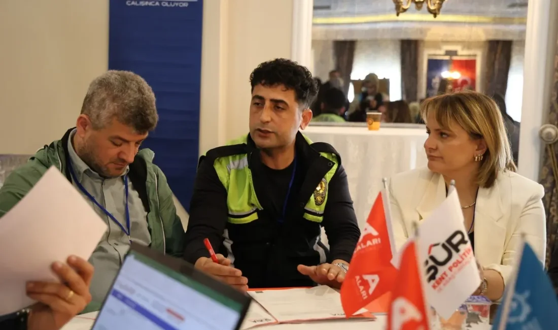 Kocaeli’de düzenlenen çalıştayda yaya ulaşımı tüm yönleriyle ele alındı. Kapsayıcı
