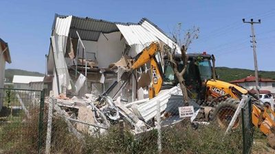 Dilovası Belediyesi, 264 ruhsatsız ve kaçak yapının yıkımı için çıktığı
