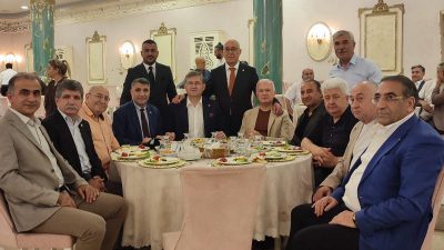 Kocaeli’nin tanınmış ailelerinden CHP Kocaeli Milletvekili Doğan Demir ve eşi