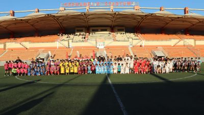 İzmit’in düşman işgalinden kurtuluşunun 105. yılı etkinlikleri kapsamında düzenlenen Futbol