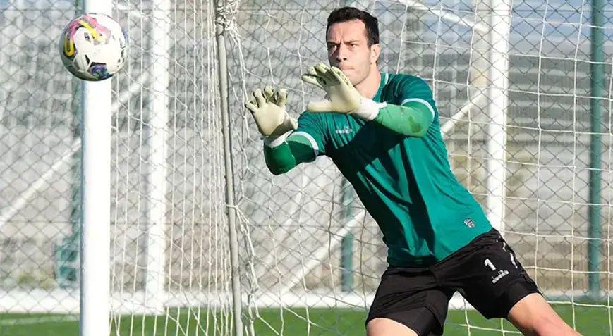 Gökhan Değirmenci’nin ayrılığı sonrası kaleci arayışlarını sürdüren Kocaelispor, deneyimli file