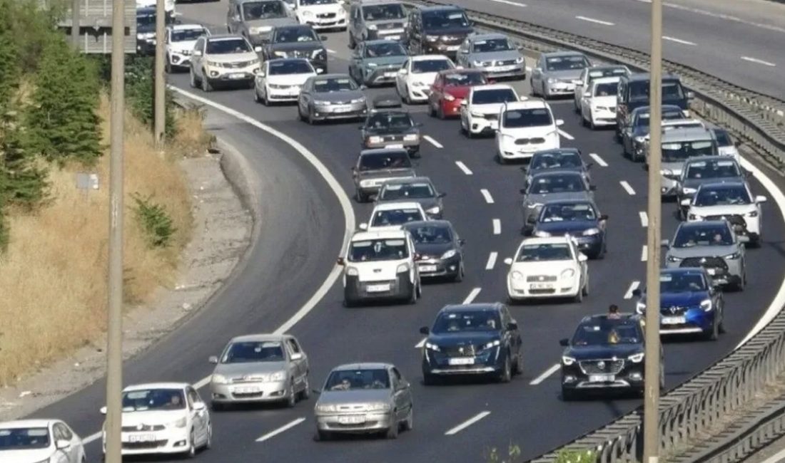  TEM Otoyolu’nun Muallimköy-Gebze Kavşağı arasındaki bölümünde üstyapı yenileme çalışması