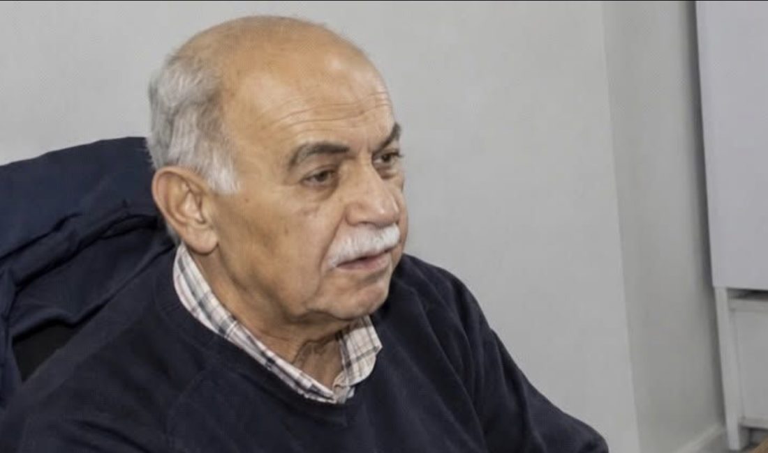 Emekli öğretmen, eski belediye meclis üyesi ve sivil toplum gönüllüsü