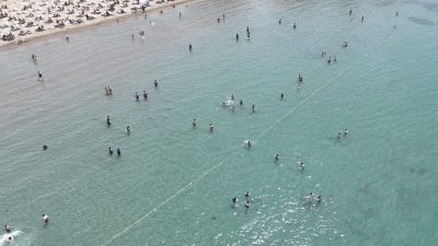 Hava sıcaklıklarının artmasıyla birlikte Kocaeli’nin turizm merkezi Kandıra’da yaz sezonu