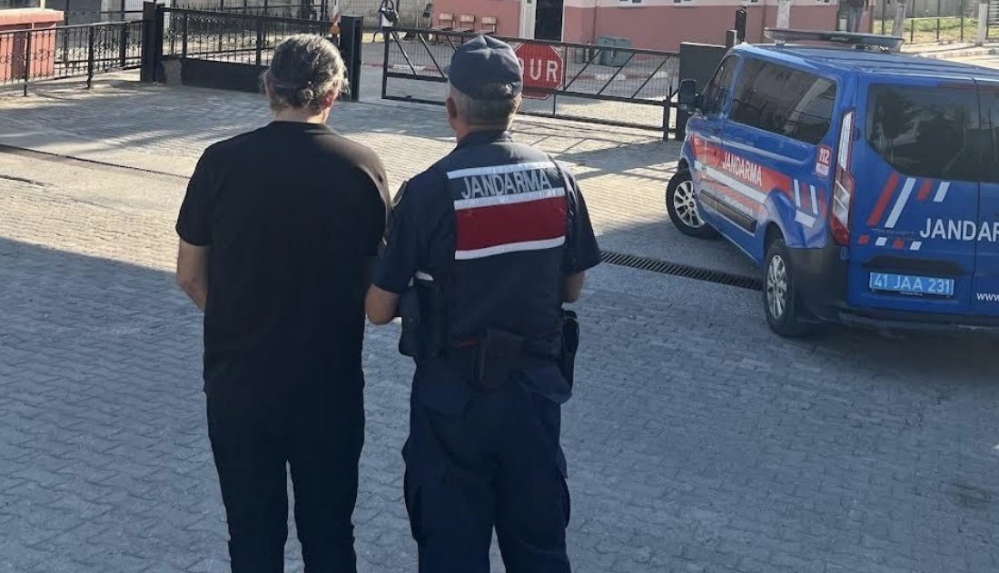 Kocaeli İl Jandarma Komutanlığı ekiplerinin çalışmasıyla, hakkında 39 yıl 4