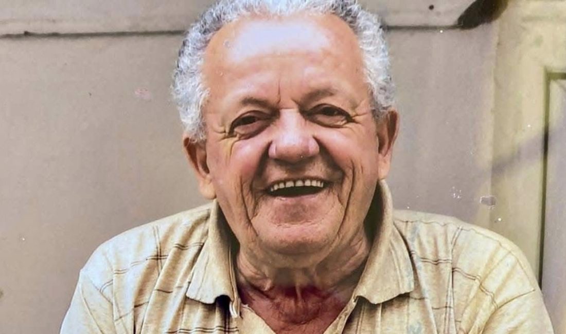 Yukarıpazar Mahallesi sakinlerinden, İzmit’te yıllarca hizmet veren Şen Köşe Şekerleme’nin
