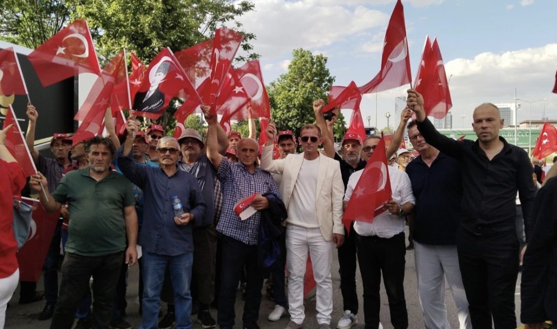 İYİ Parti Genel Başkanı Müsavat Dervişoğlu’nun çağrısıyla Ankara Tandoğan Meydanı’nda