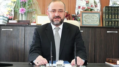 Gölcüklü milli yıldız Kerem Aktürkoğlu’nun amcası, Kocaeli İl Müftü Yardımcılığı