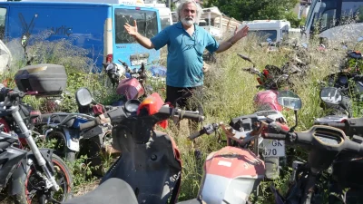 Kocaeli'de trafikten men edilen ve haciz nedeniyle yediemin otoparkına çekilen