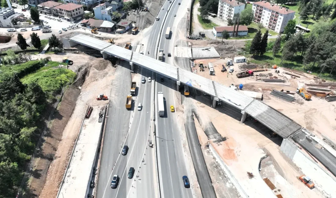 Kocaeli Büyükşehir Belediyesi’nin D-130 Karayolu trafiğini rahatlatacak Başiskele Kavşağı Koridor